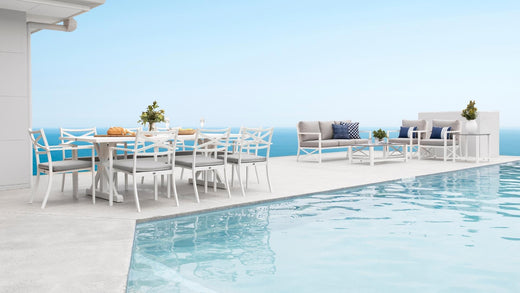 How to Create A Hamptons Feel in your Outdoor Space?
