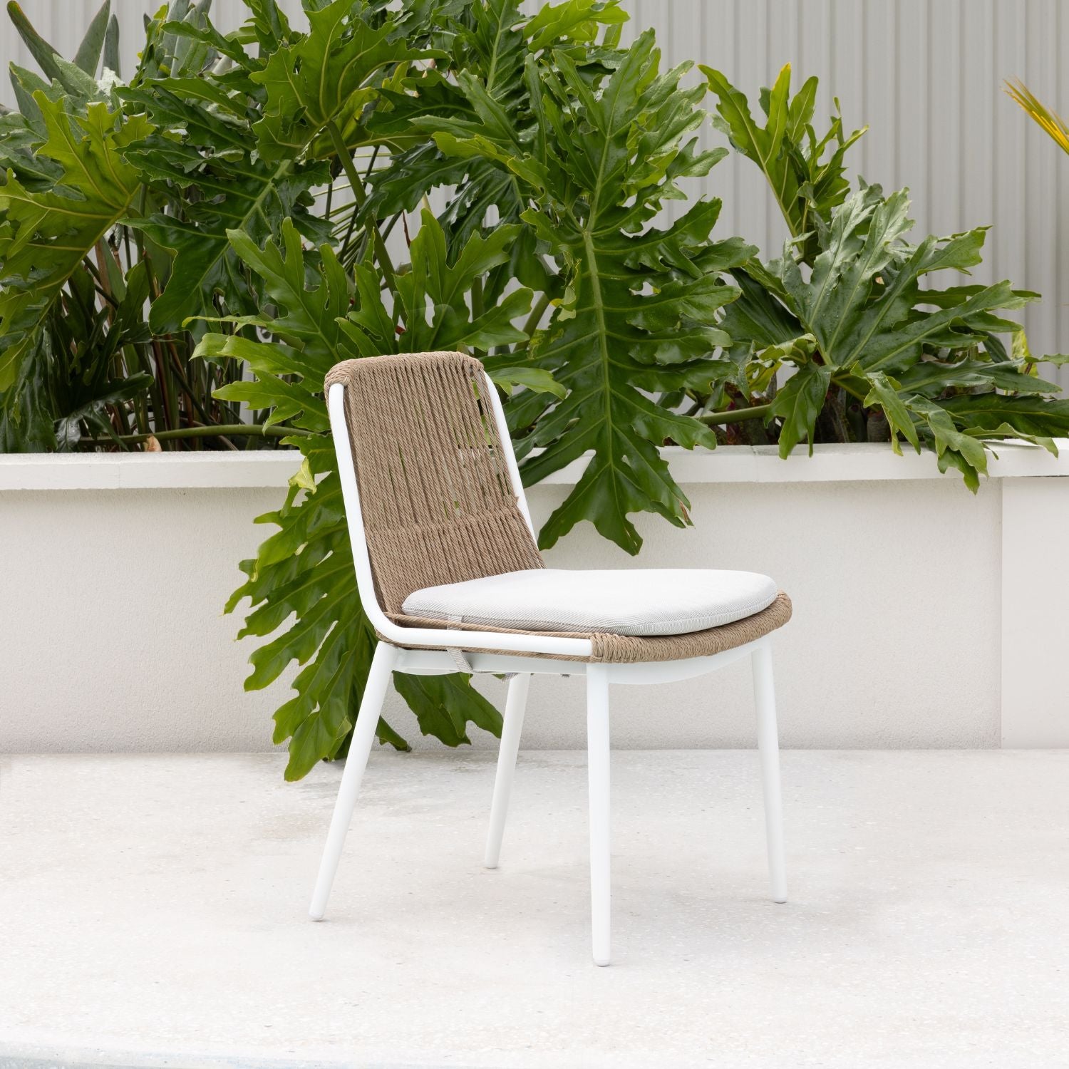 Ponte & Arona Dining Setting - 9 pce White