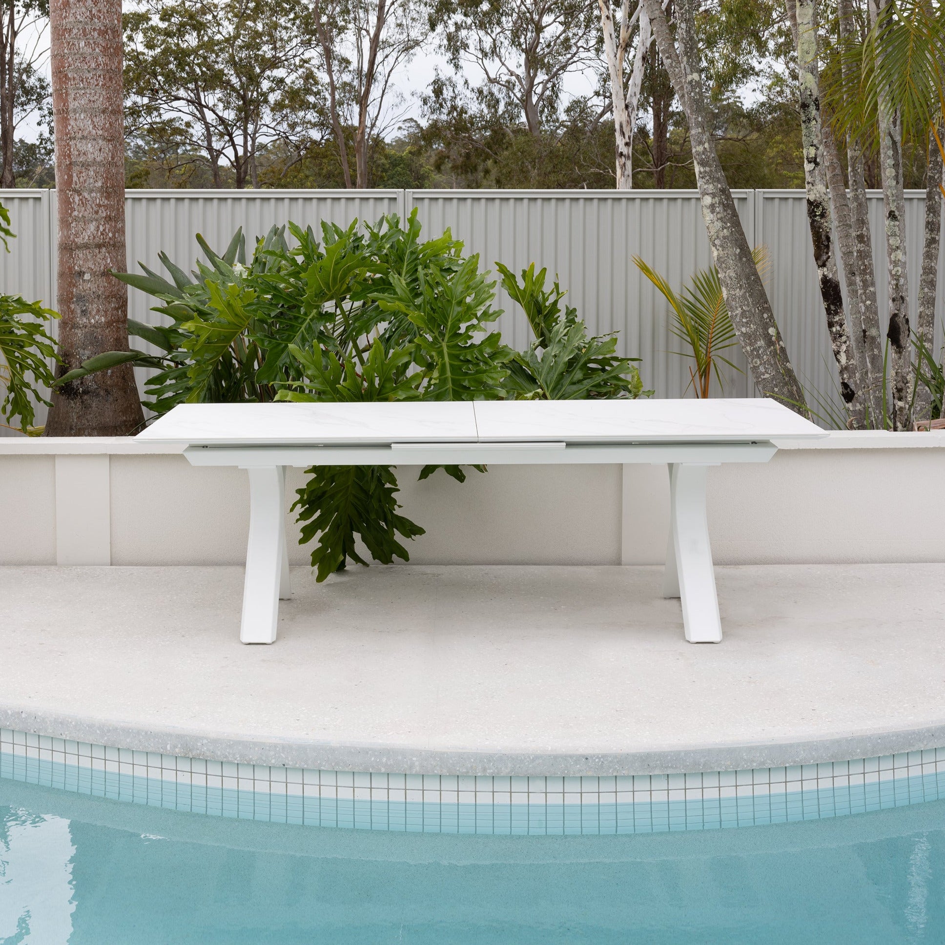 Carson Extension & Luca Dinning Setting - 11pce White