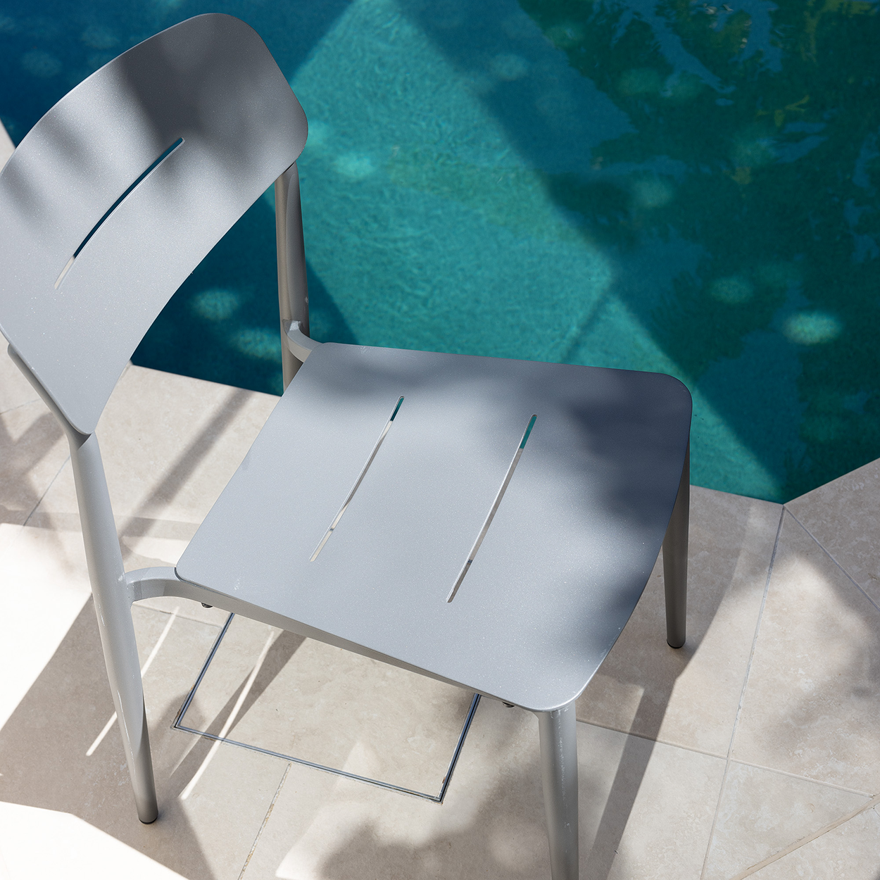 Cozy Extension & Leon Dining Setting - 5 pce Charcoal
