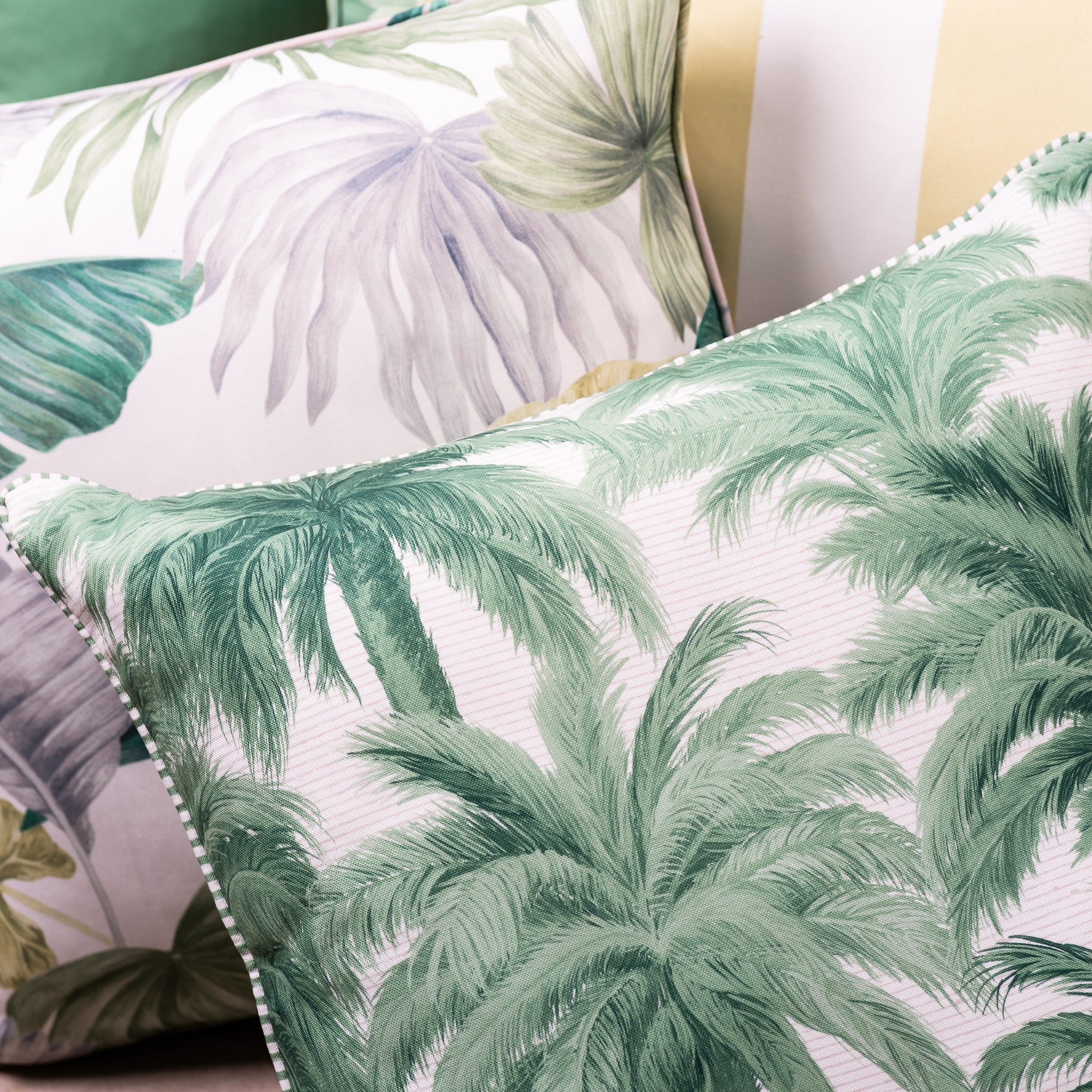 OUTDOOR SCATTER CUSHIONS