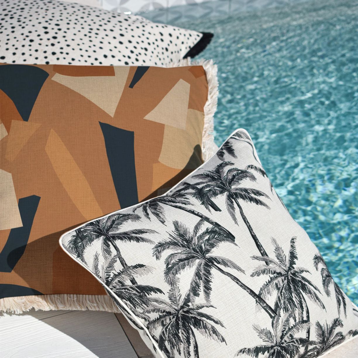 OUTDOOR CUSHION RANGE