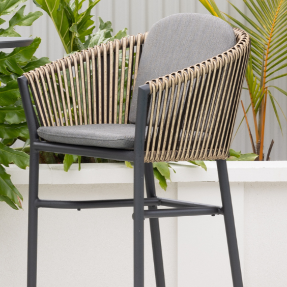 Artemis Bar Chair - Peapod