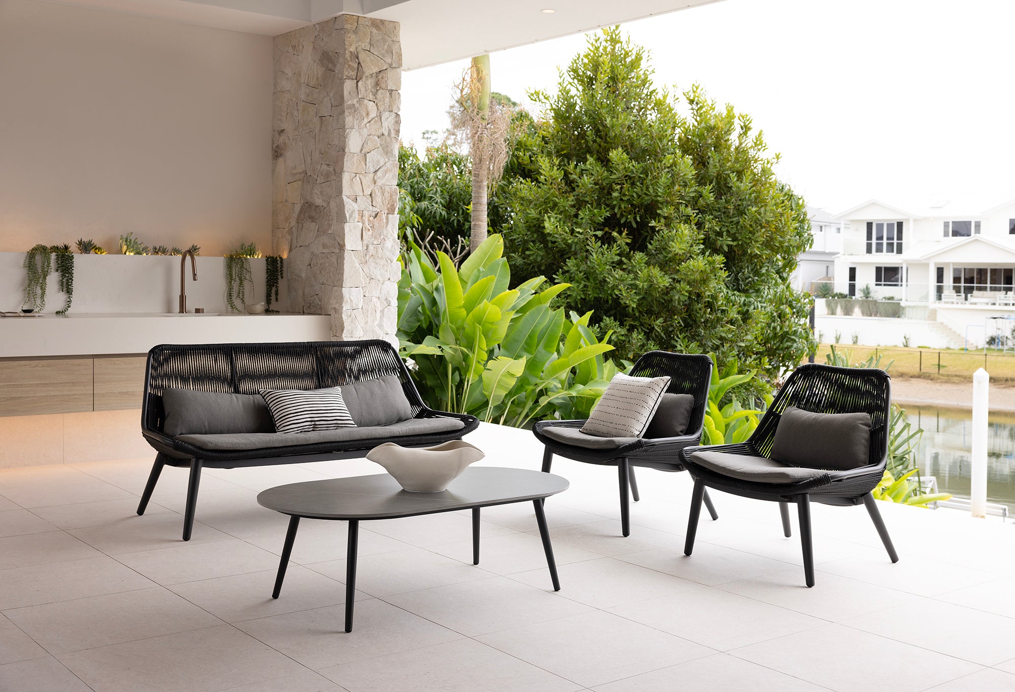 ARONA LOUNGE SETTING 4 PCE - CHARCOAL/BLK