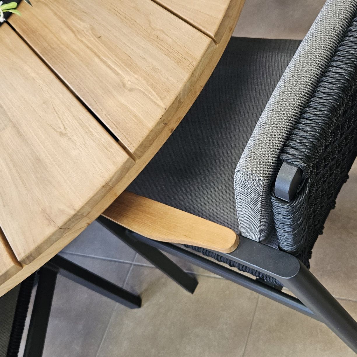 BEAUVILLE & REYNE DINING SETTTING 5PCE - FLOOR STOCK
