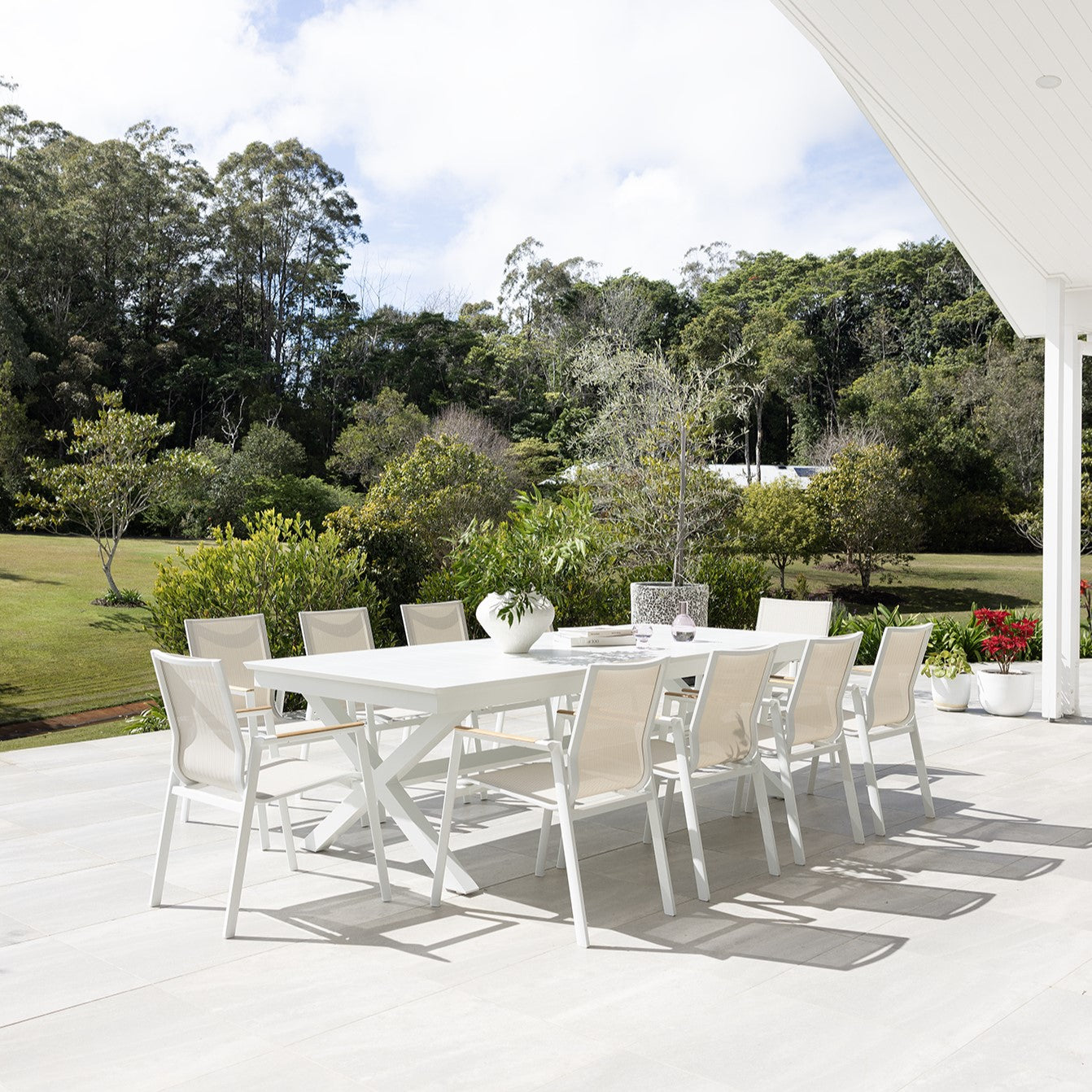 TROPEA EXTENSION & LUCA DINING LARGE - 11 PCE WHITE