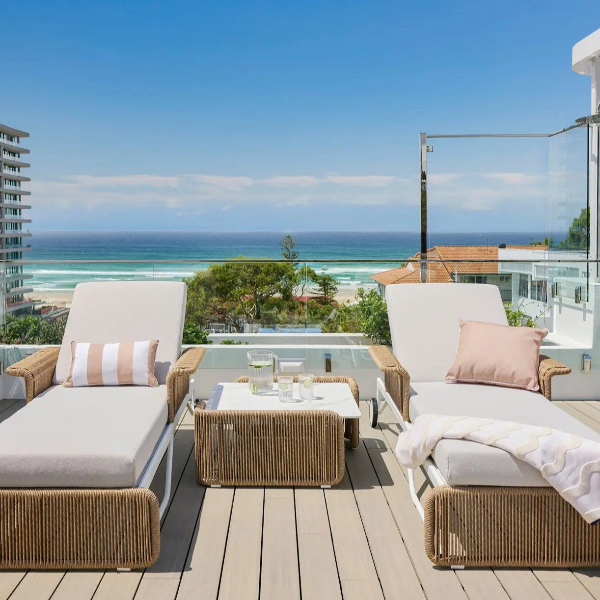 Novara Sunlounge