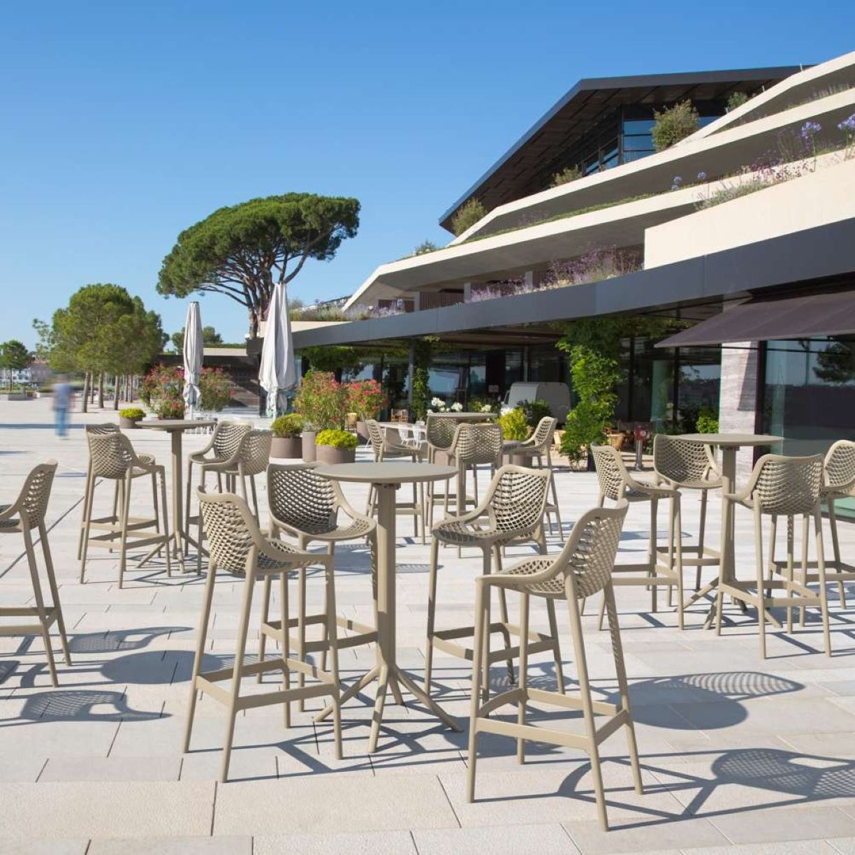 SKY FOLDING BAR TABLE 60CM RND
